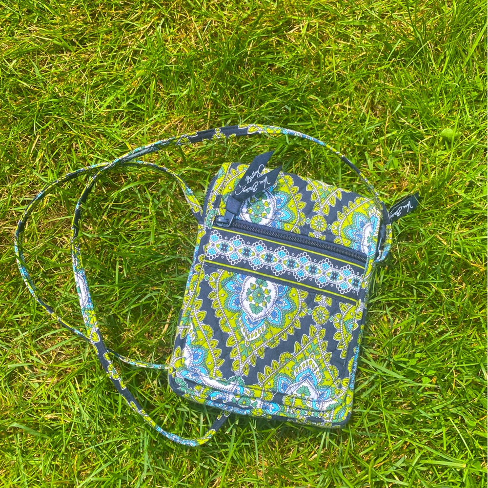 Vera Bradley crossbody bag